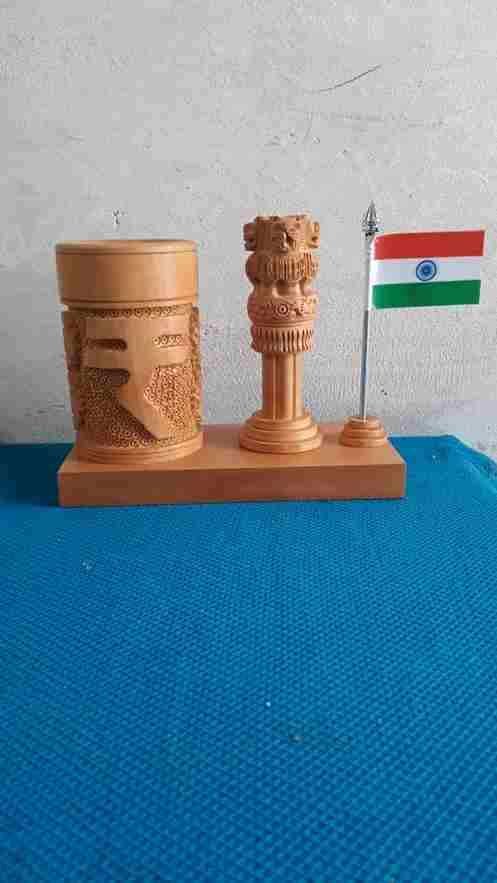 pen stand